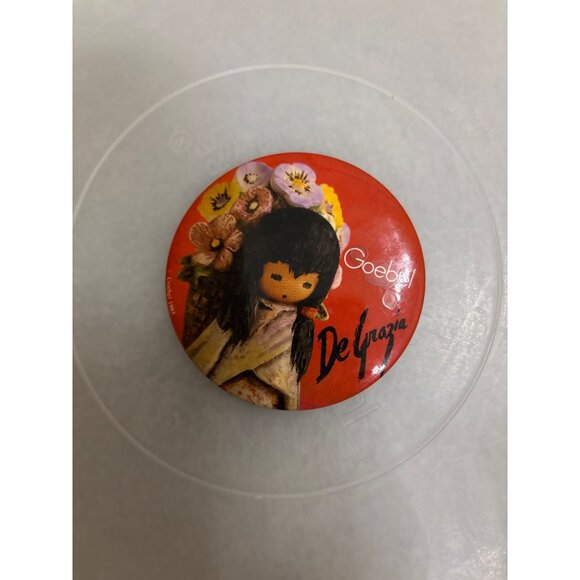 Goebel De Grazia Collectible Pinback Button 3" Round Vintage Floral Artwork 1985 - Picture 5 of 6